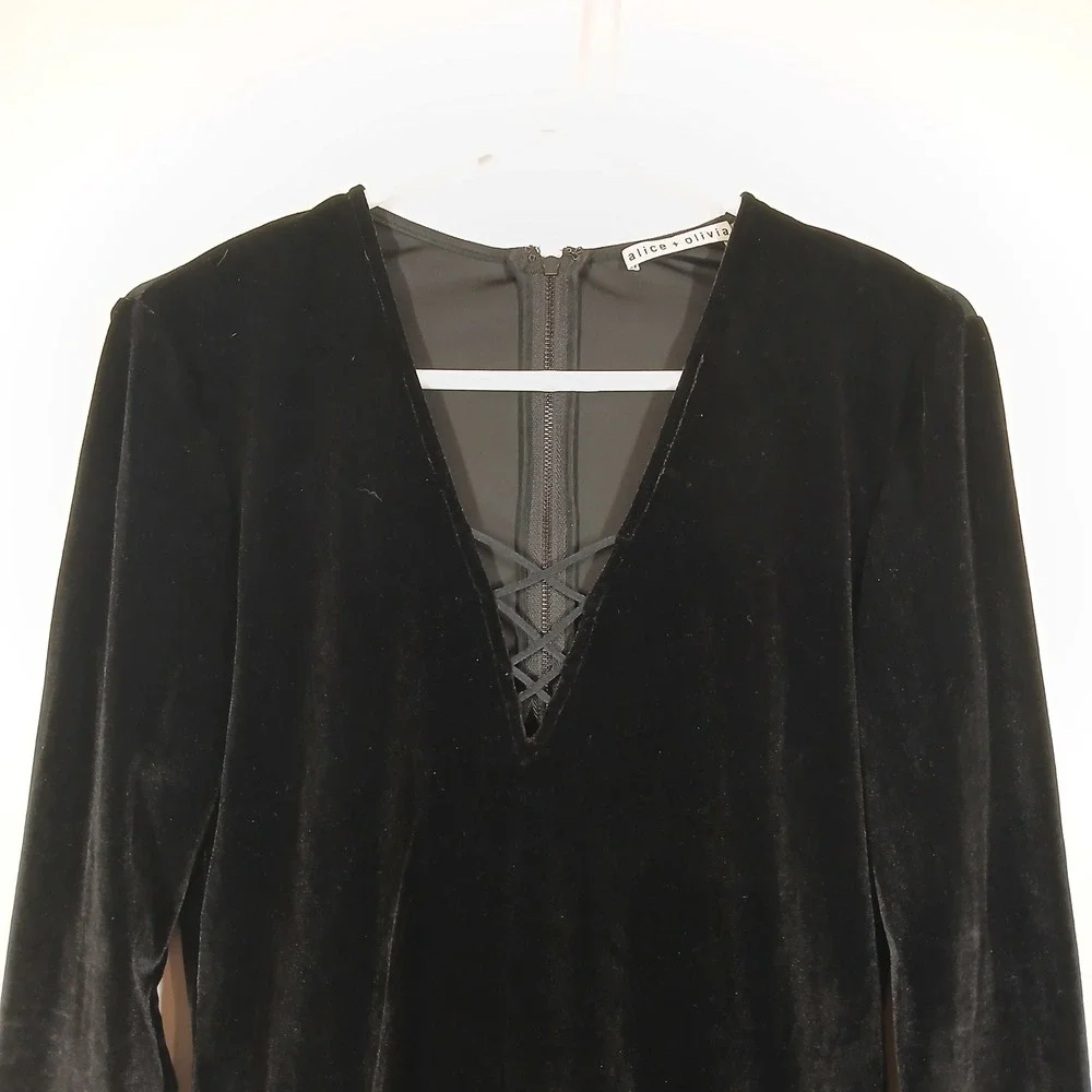 Alice + Olivia Bodysuit Women Large Black Velvet Lace Up Long Sleeve Party